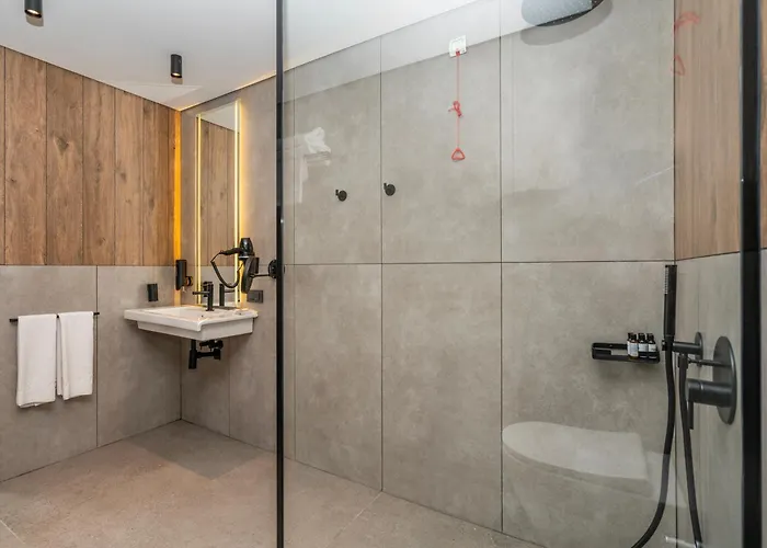 Romatem Move Disabled Hotel Stambuł